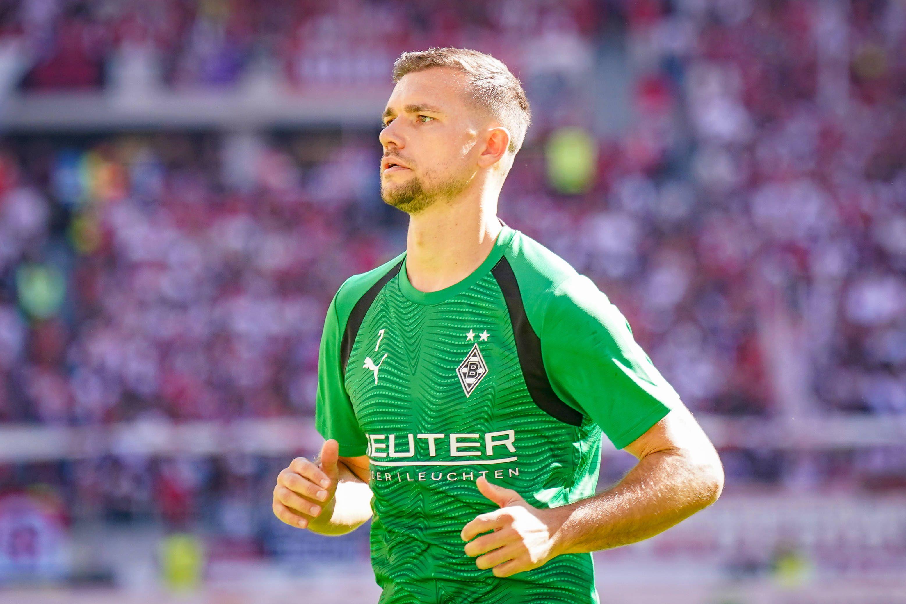 Gladbach-Coach knallhart: Die Wahrheit hinter der Stöger-Verbannung ...