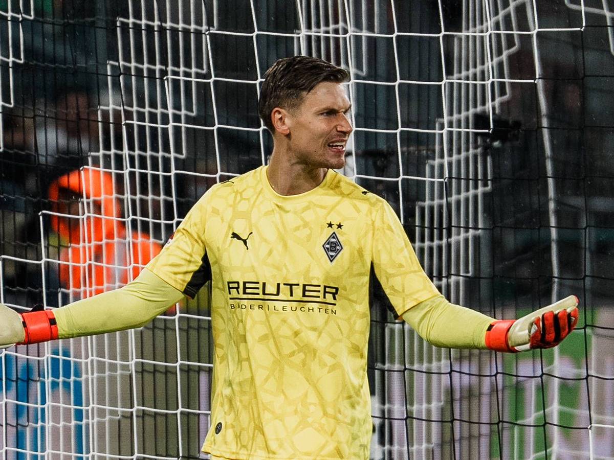 Moritz Nicolas gestikuliert.
