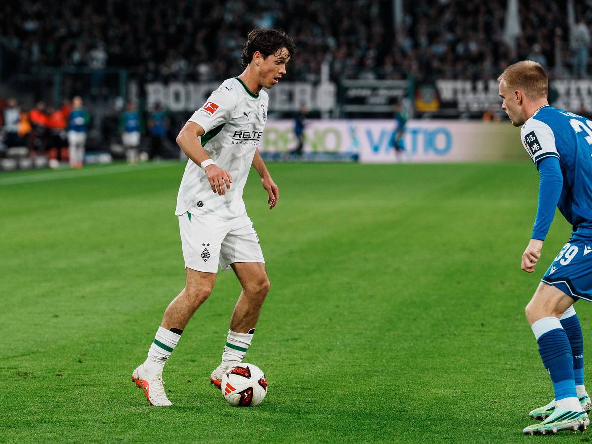 Philipp Sander am Ball im Spiel gegen Hoffenheim